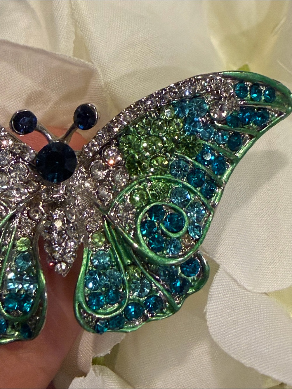 Oversized Rhinestone Butterfly Statement Cocktail Ring - Adjustable - Picture 12 of 16